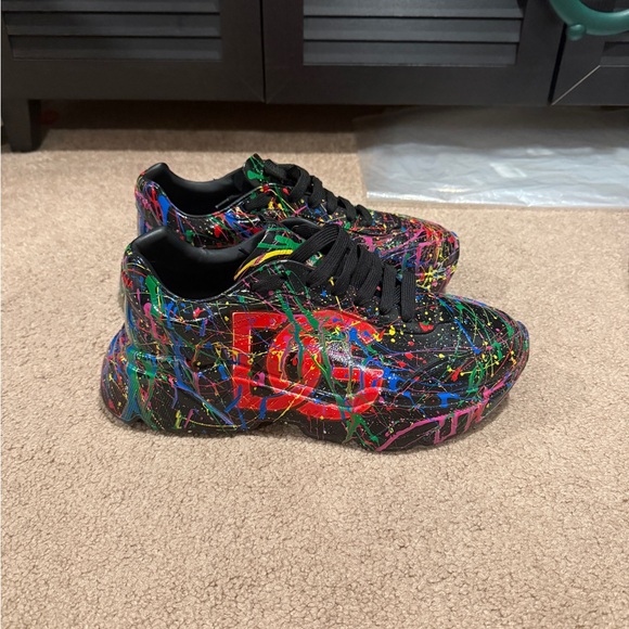 Dolce & Gabbana limited edition graffiti sneaker 8